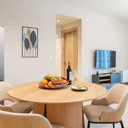 Lacha Apartament Miasto Kos