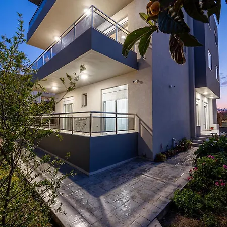 Lacha's House Kos