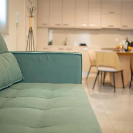 Lacha Apartament Kos